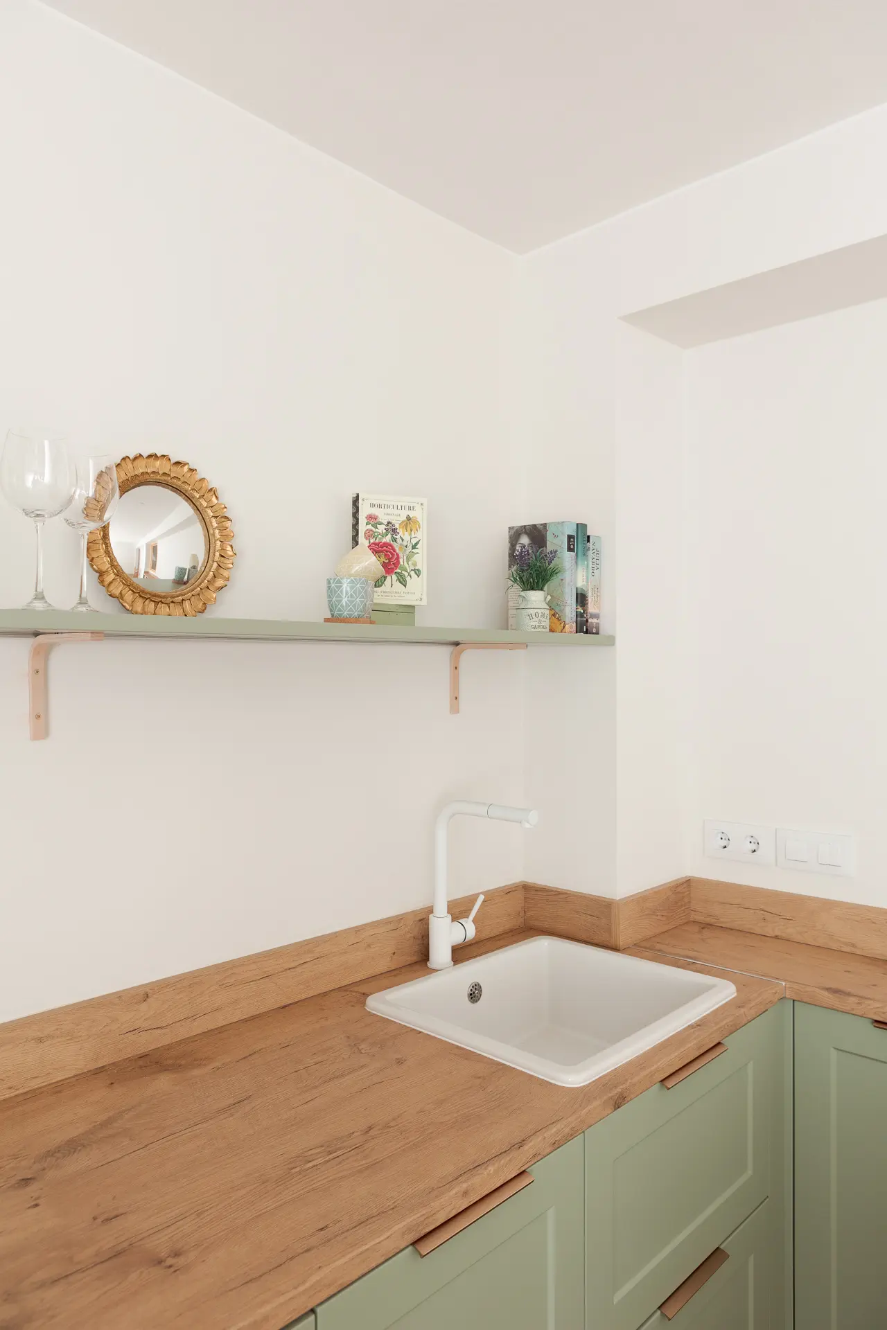 Distribución y reforma de piso pequeño en Zaragoza