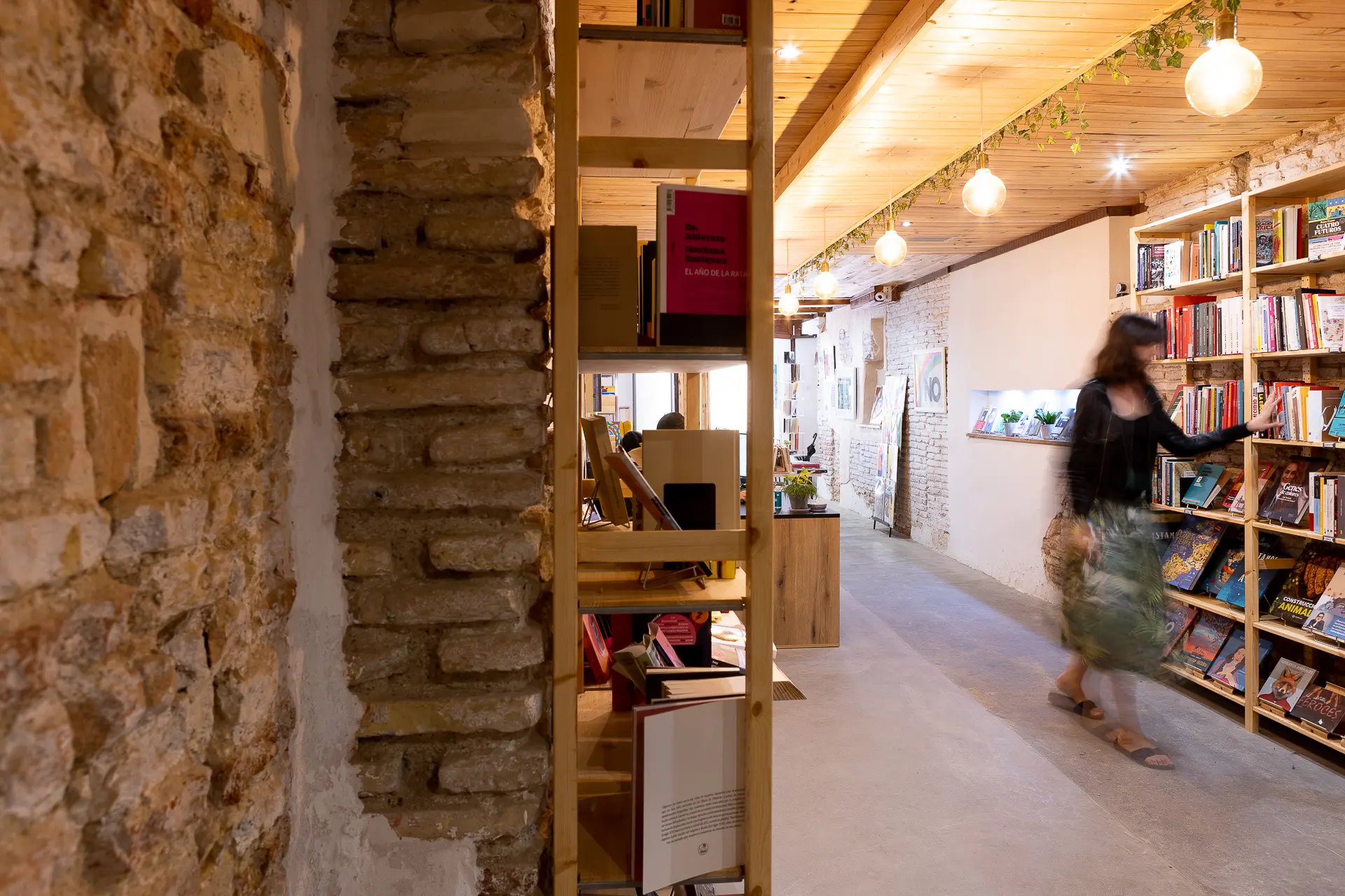 Proyecto y obra para apertura de librería en el barrio del Gancho