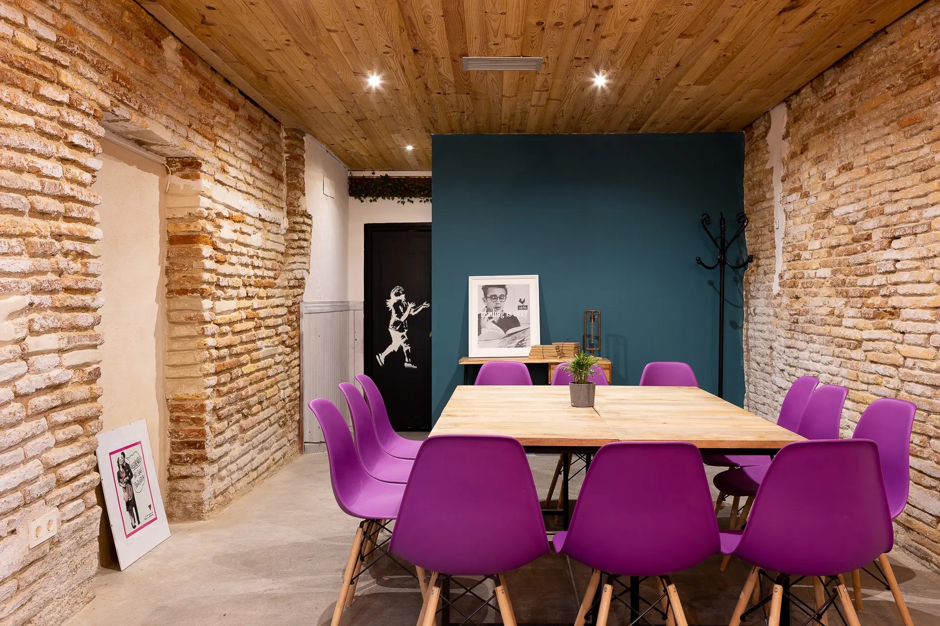 Proyecto y obra para apertura de librería en el barrio del Gancho