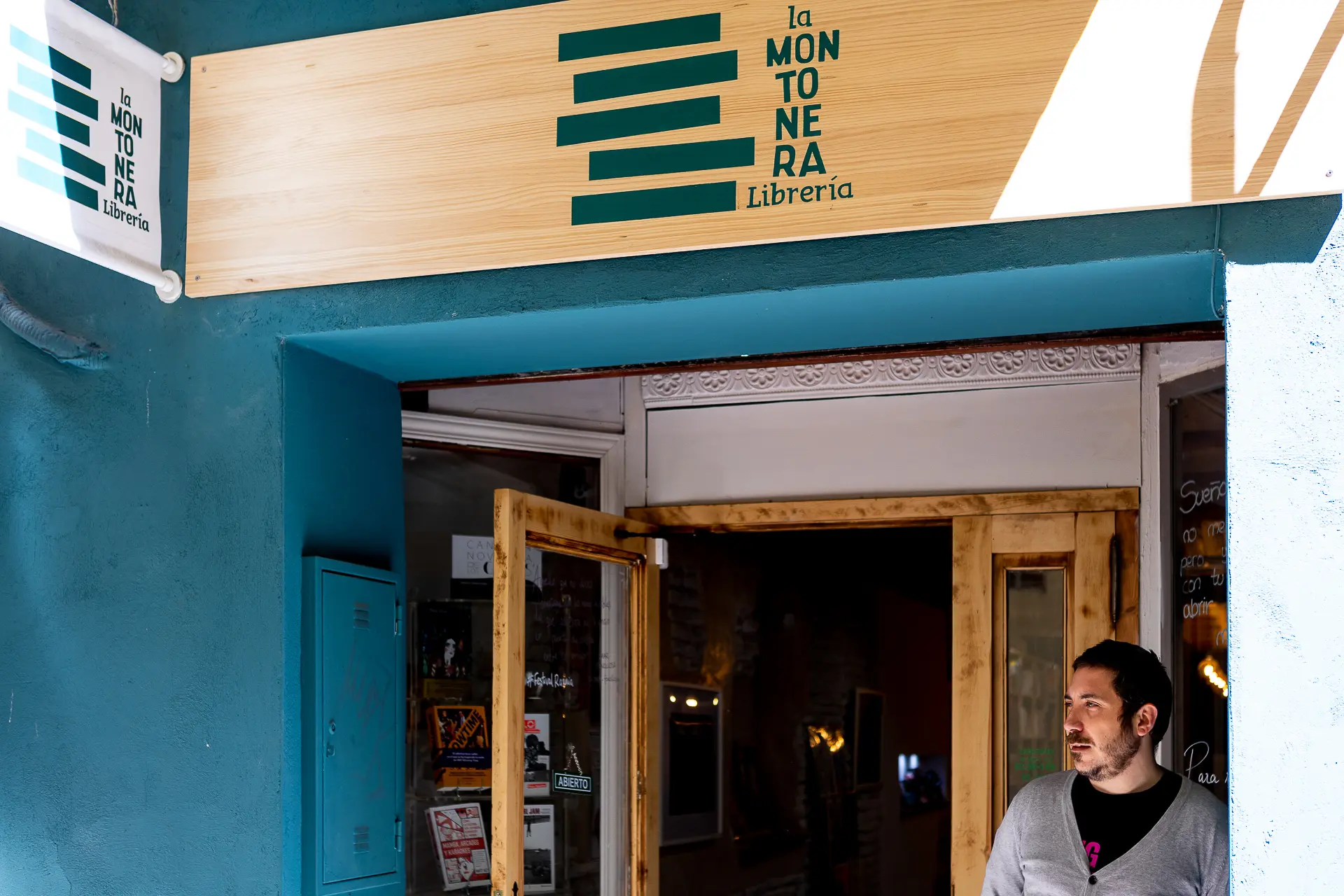 Proyecto y obra para apertura de librería en el barrio del Gancho