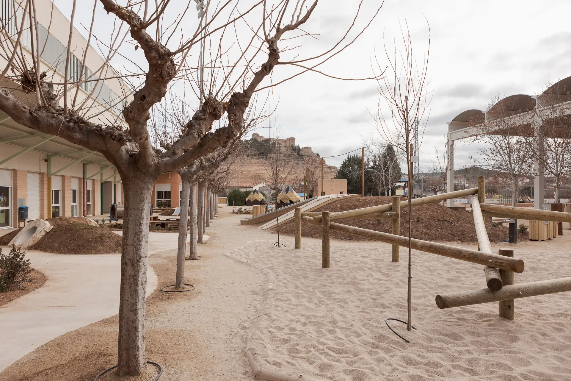 Patio renaturalizado Alcañiz
