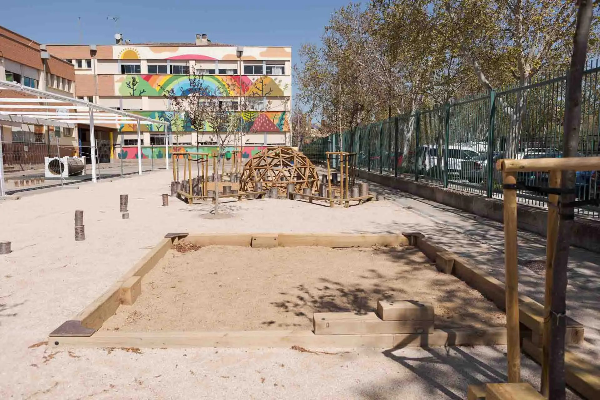 Renaturalización del patio CEIP Hispanidad