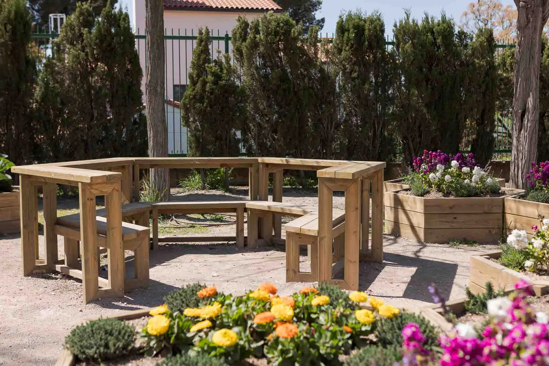 Renaturalización del patio CEIP Hispanidad