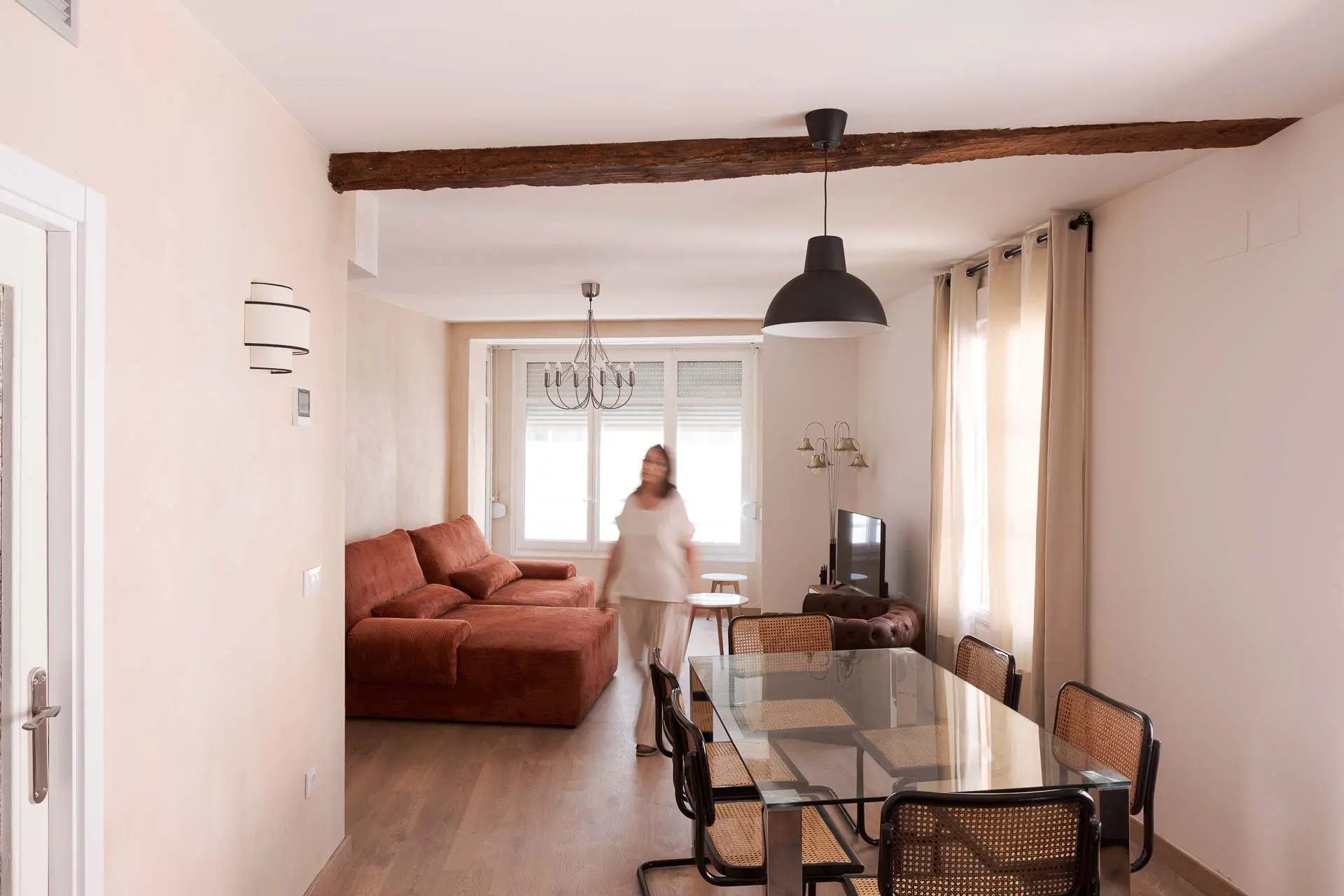 Proyecto y obra de rehabilitación de vivienda en el centro histórico de Zaragoza