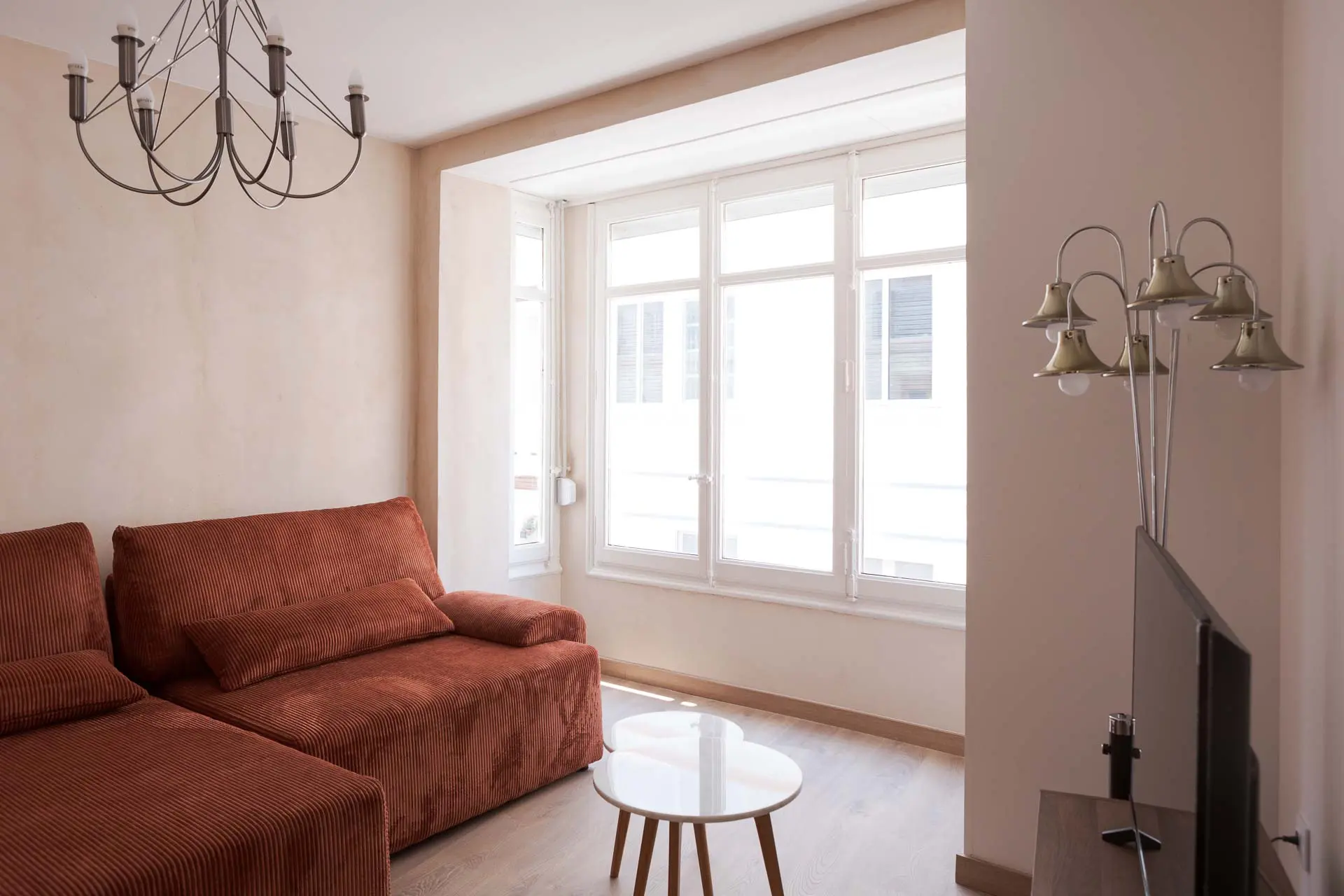 Proyecto y obra de rehabilitación de vivienda en el centro histórico de Zaragoza