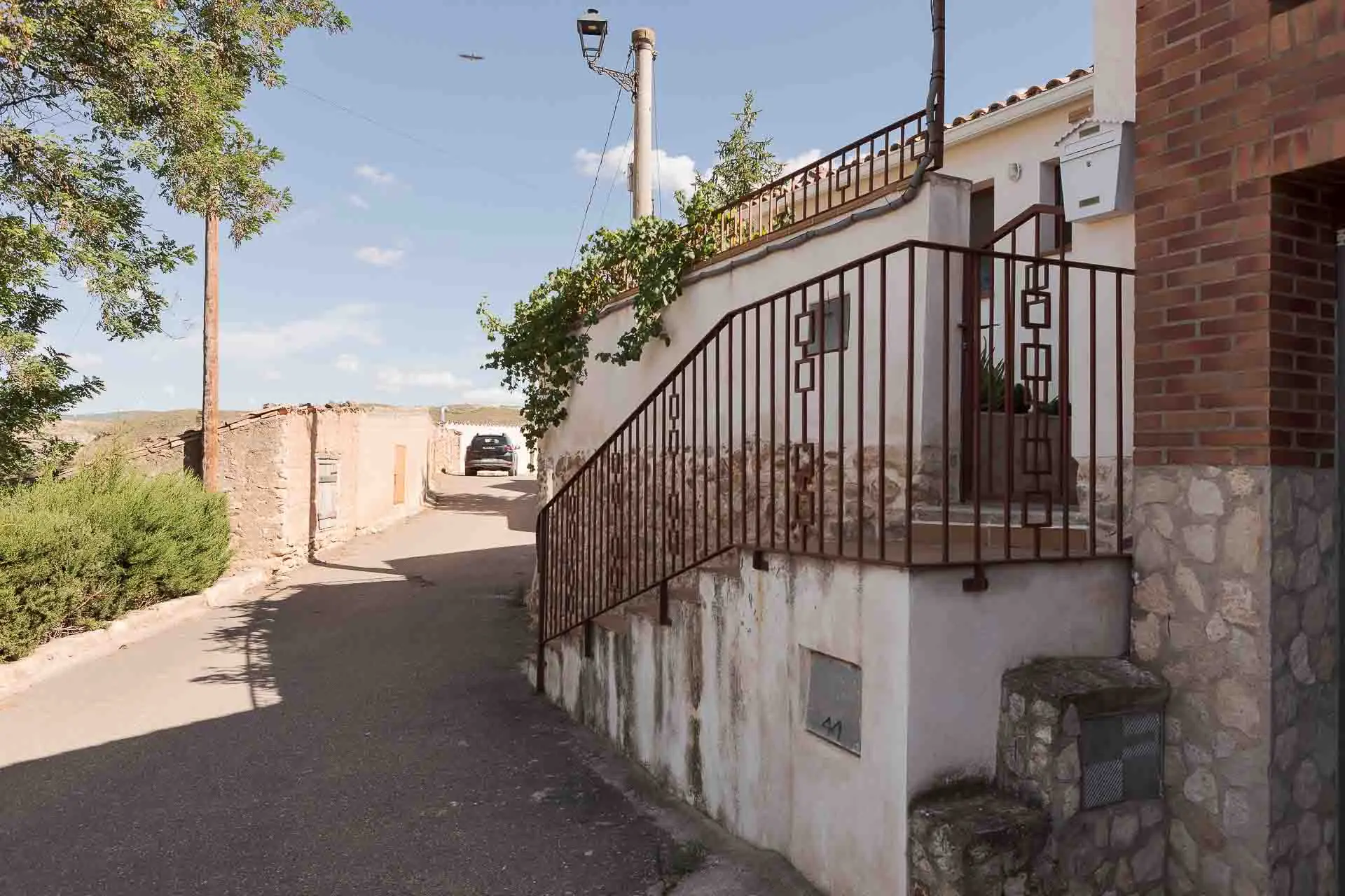 Proyecto de rehabilitación. Cambio de uso de almacén a vivienda.