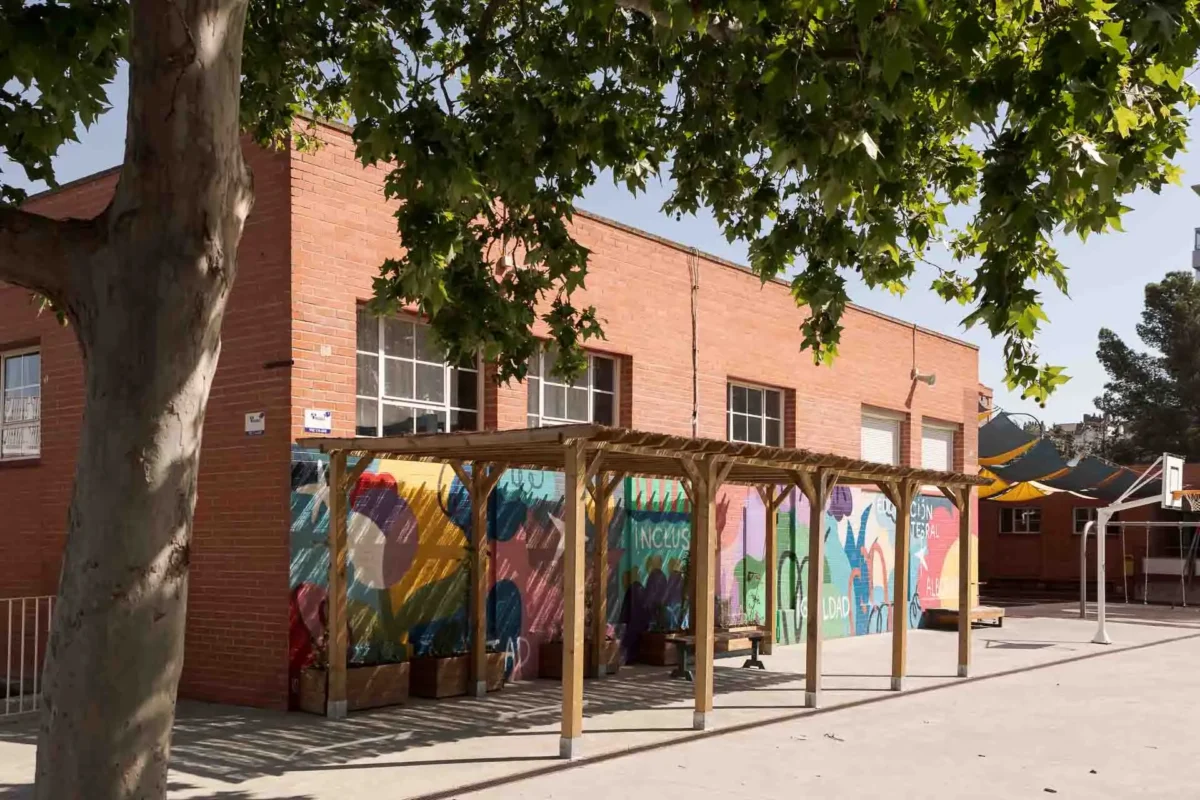 Renaturalización del patio CPEE Alborada