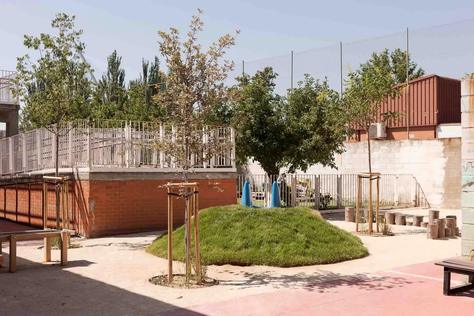 Renaturalización del patio CPEE Alborada